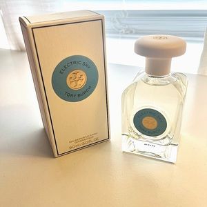 🩵NIB Tory Burch Electric Sky Perfume, 3 oz🩵